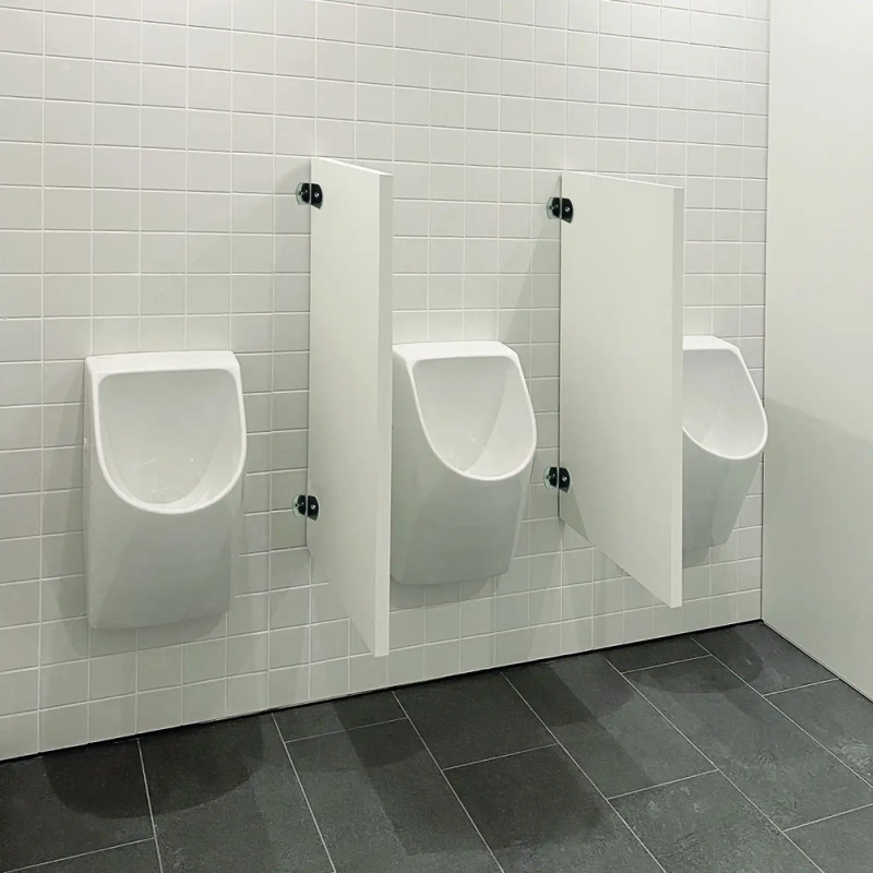 Glass urinal screens