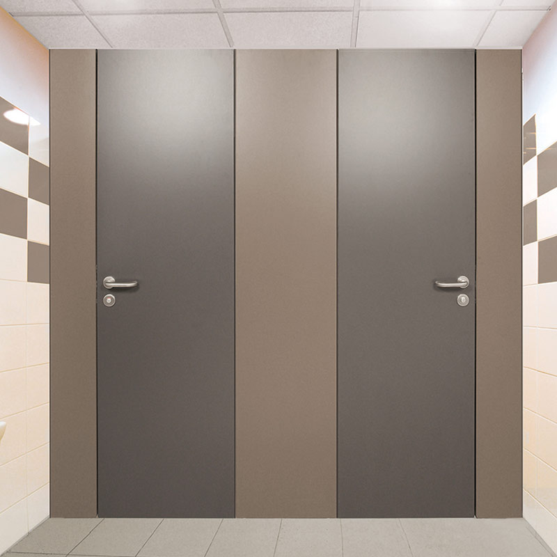 Room-high doors and front parts